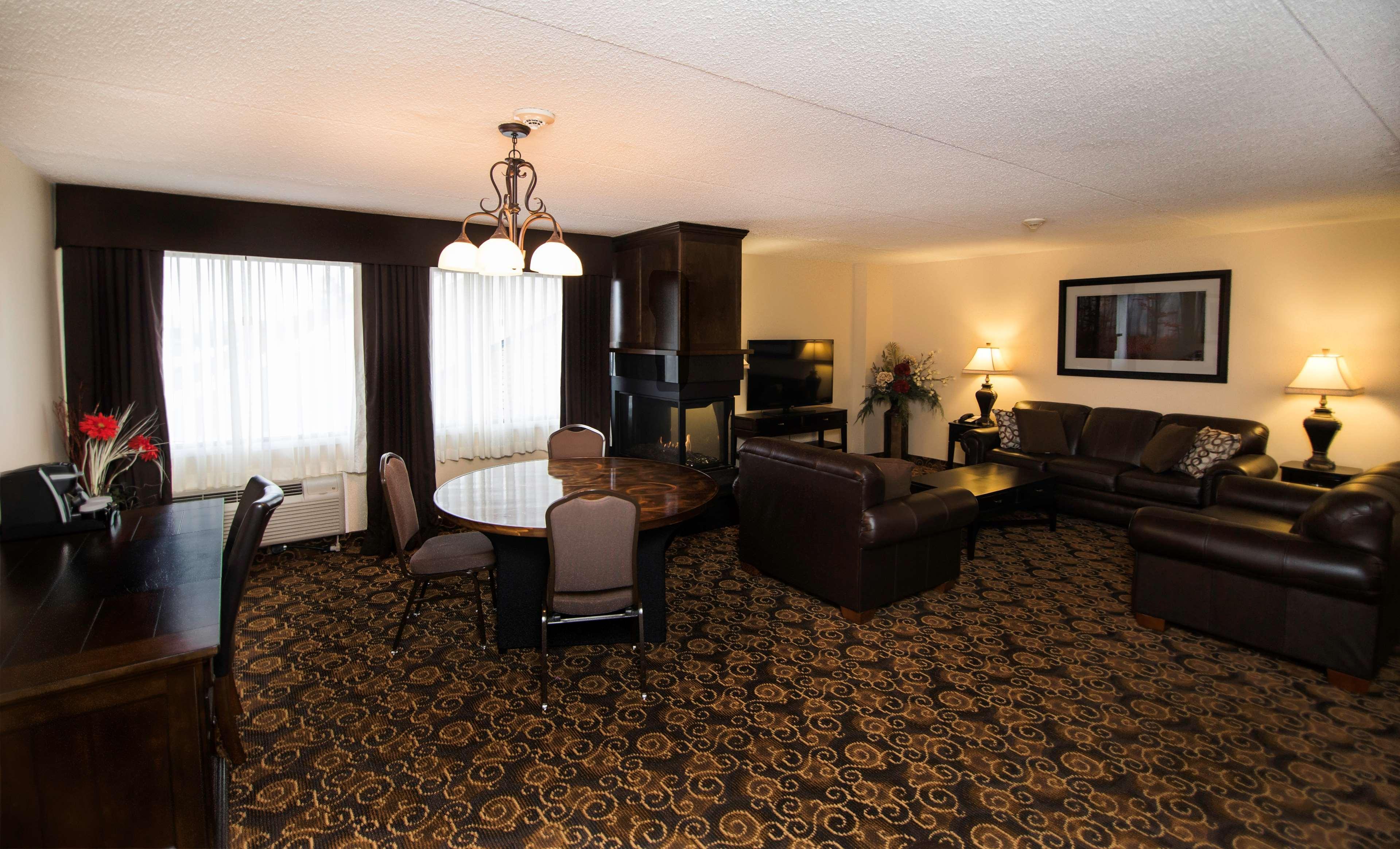 Best Western Plus Dryden Hotel And Conference Centre Extérieur photo