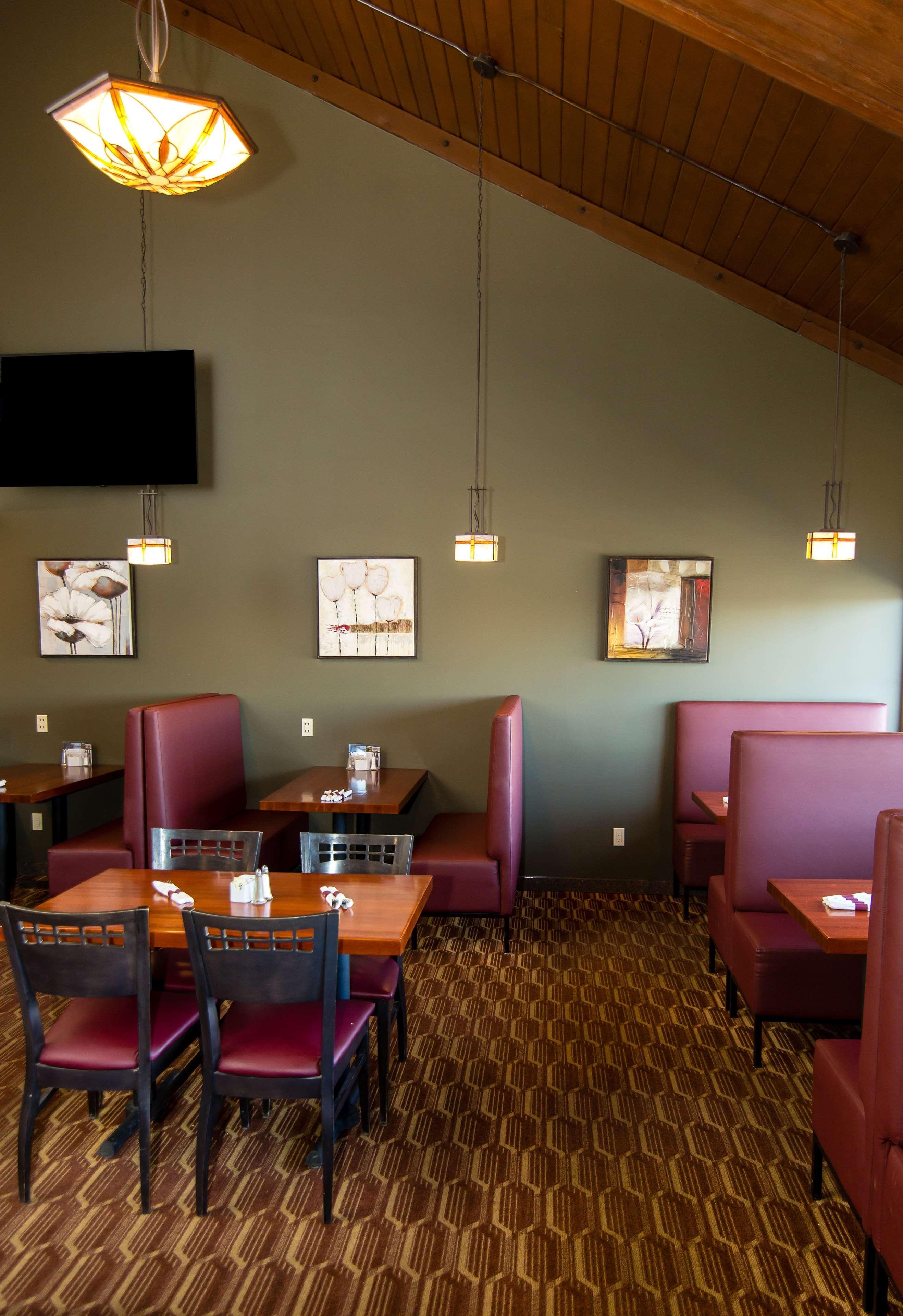 Best Western Plus Dryden Hotel And Conference Centre Extérieur photo