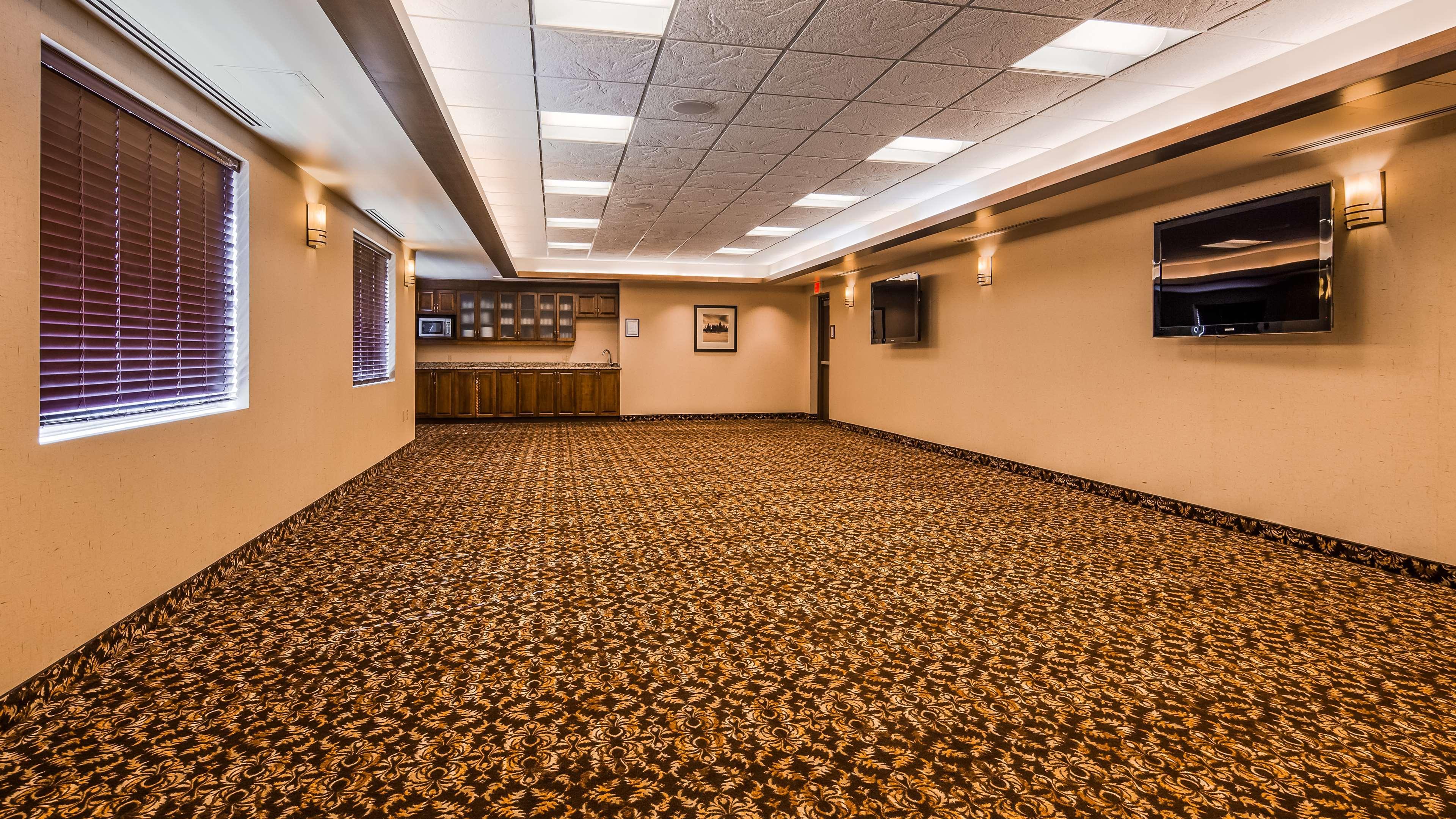 Best Western Plus Dryden Hotel And Conference Centre Extérieur photo