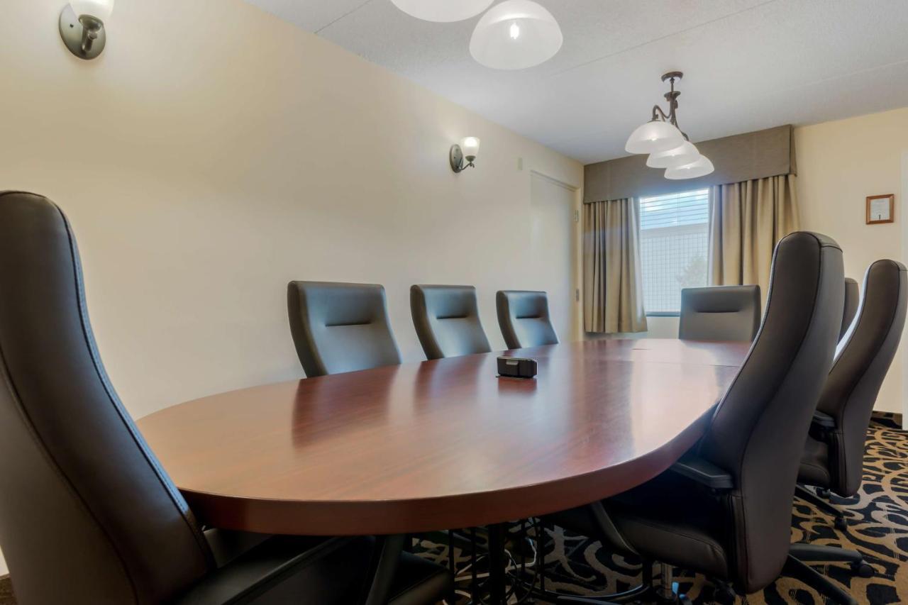 Best Western Plus Dryden Hotel And Conference Centre Extérieur photo