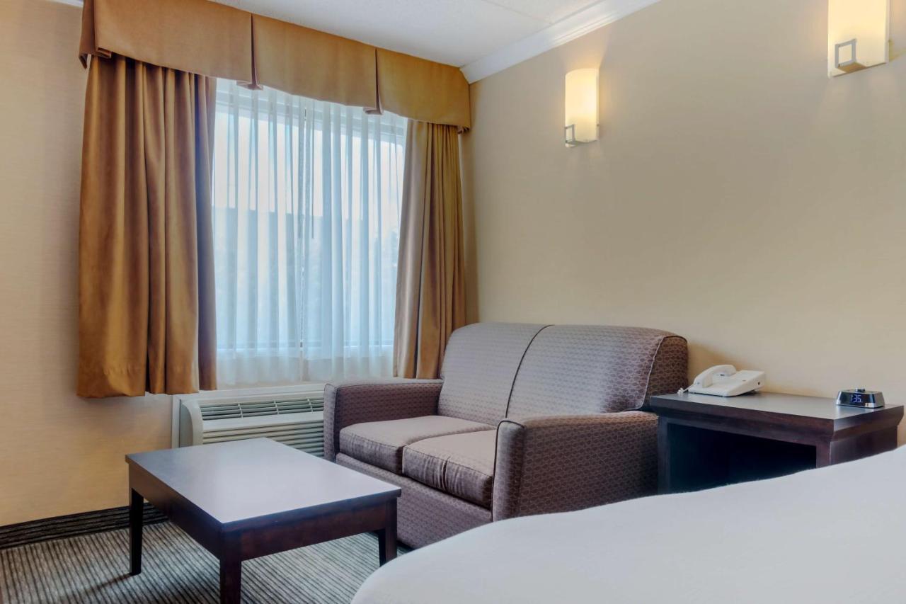 Best Western Plus Dryden Hotel And Conference Centre Extérieur photo